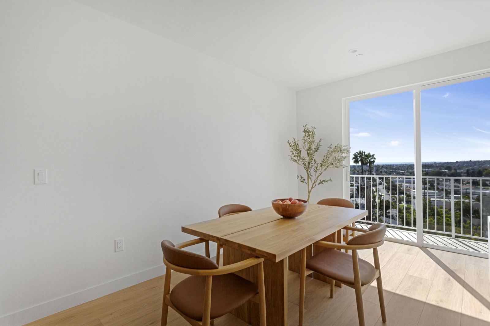 Residences at 27th Street West Adams